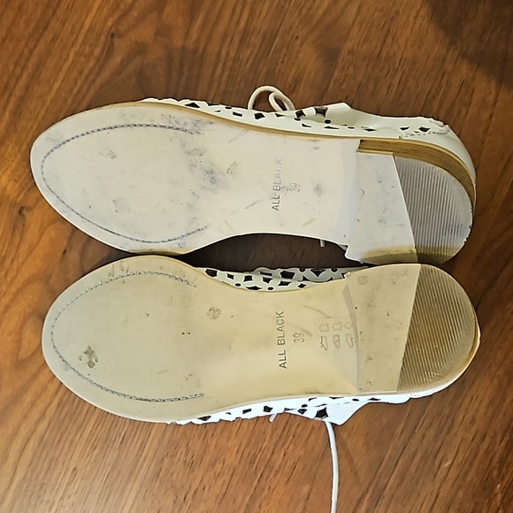 All Black Cream Lace Up Oxfords - Picture 3 of 9